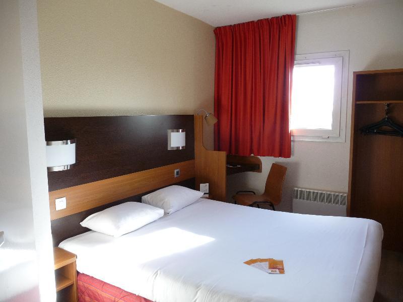Hotel F1 Maurepas Maurepas  Exteriör bild